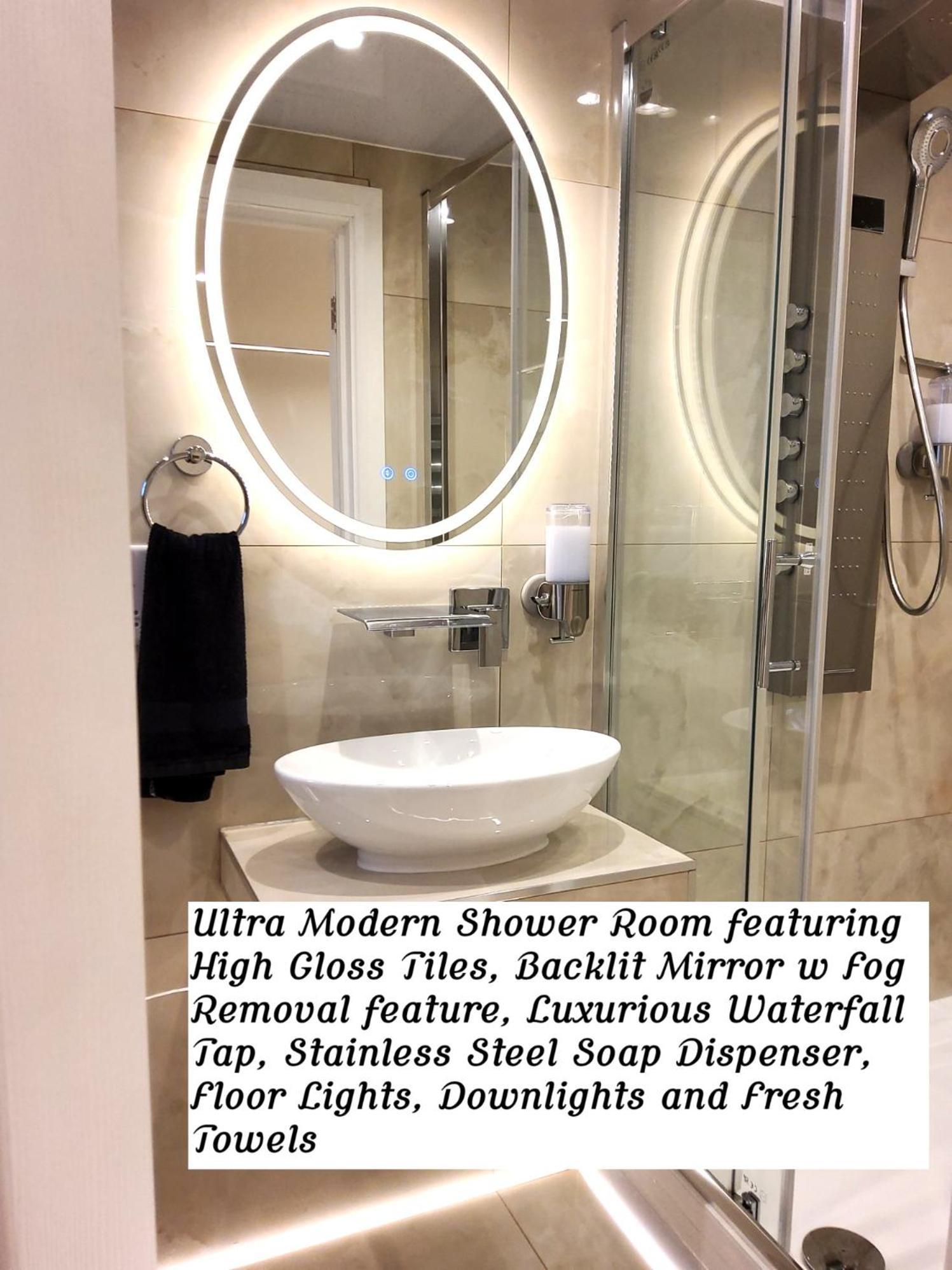 Air Conditioned Modern Double Bed Room With Private Attached Bathroom - Free Parking - Near London Heathrow Airport & Southall Broadway Экстерьер фото